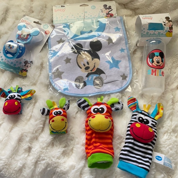 Disney baby Mickey Mouse bundle π€